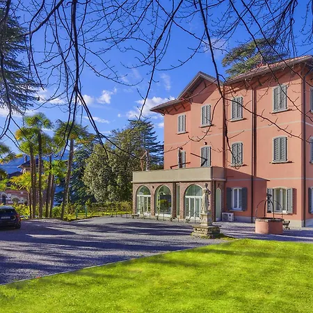 In Bianca With Pool And Air Conditioning