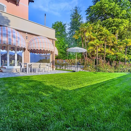 In Bianca With Pool And Air Conditioning Apartman *