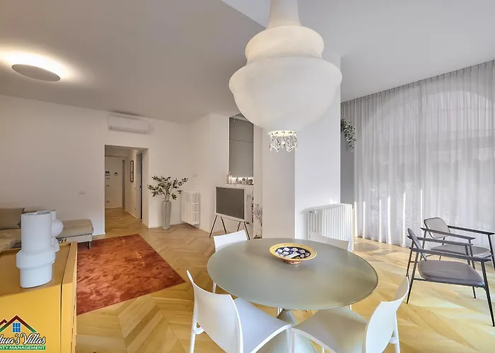 In Bianca With Pool And Air Conditioning