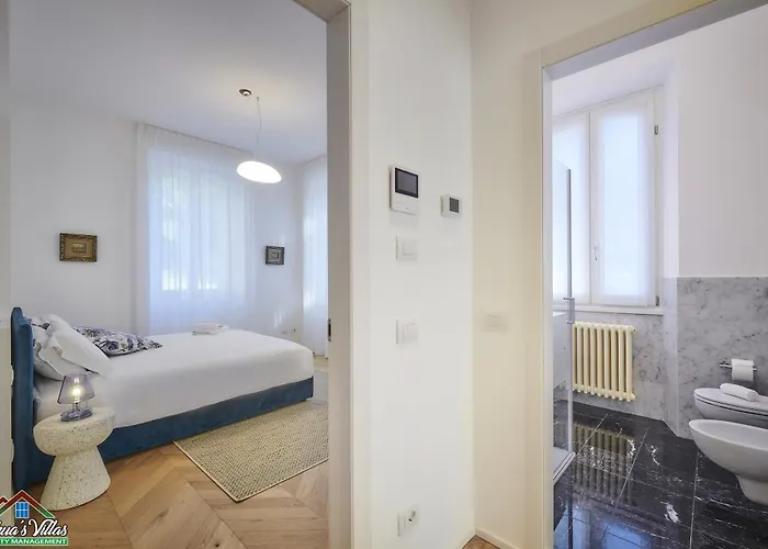 In Bianca With Pool And Air Conditioning *