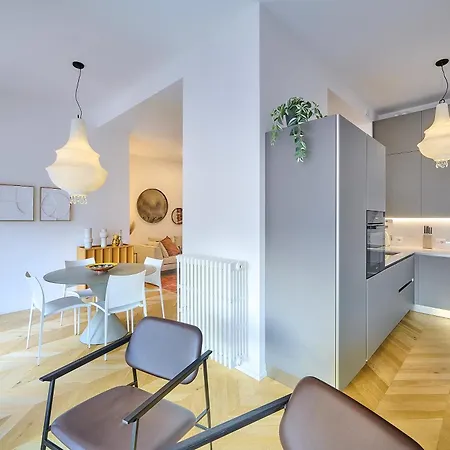 In Bianca With Pool And Air Conditioning