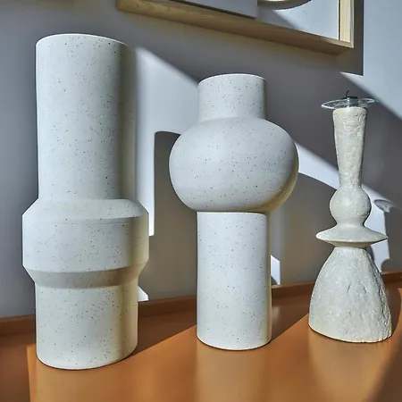 In Bianca With Pool And Air Conditioning Appartement Lierna